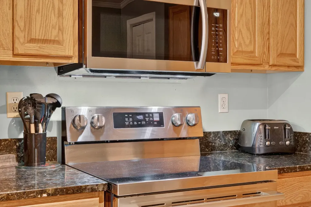 54 Mark Street Lewiston ME 04240