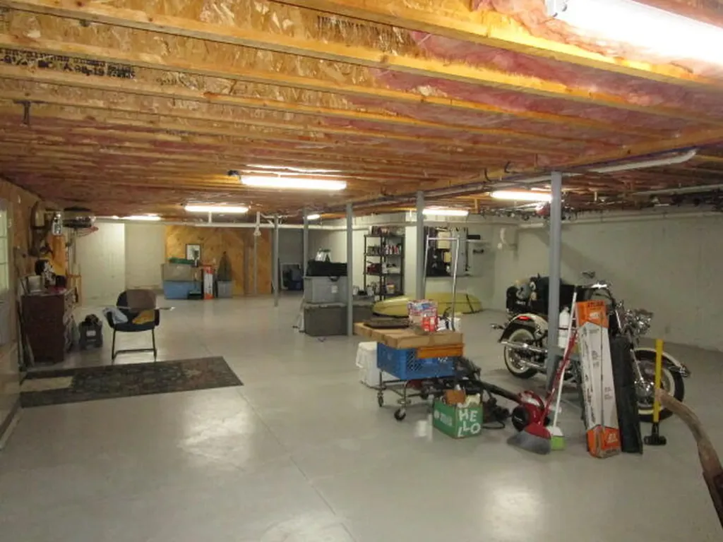 8 Dirigo Drive Scarborough ME 04074