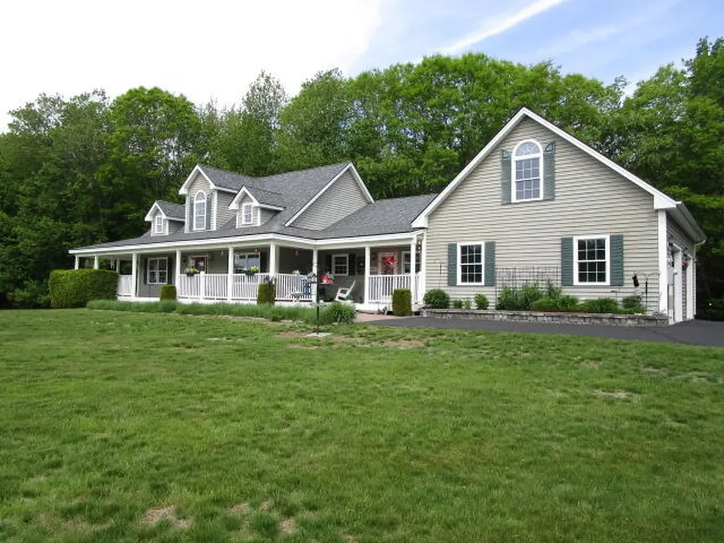 8 Dirigo Drive Scarborough ME 04074
