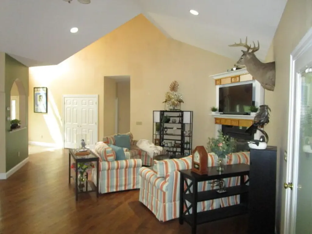 8 Dirigo Drive Scarborough ME 04074