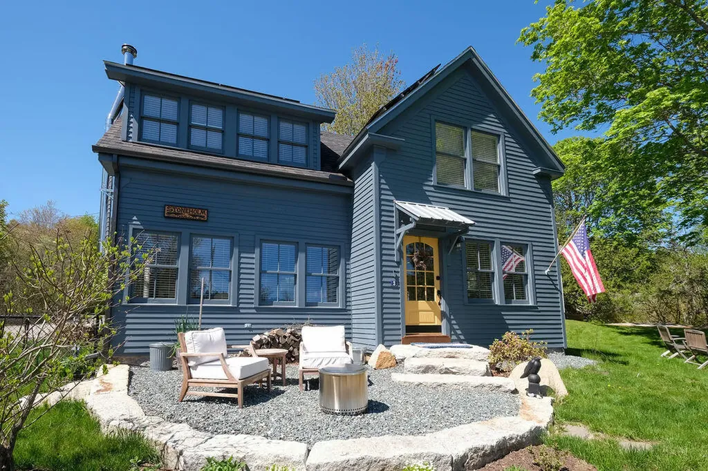3 Old Quarry Road Stonington ME 04681
