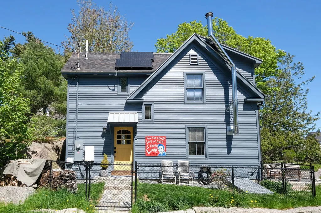3 Old Quarry Road Stonington ME 04681