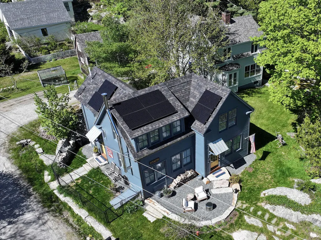 3 Old Quarry Road Stonington ME 04681