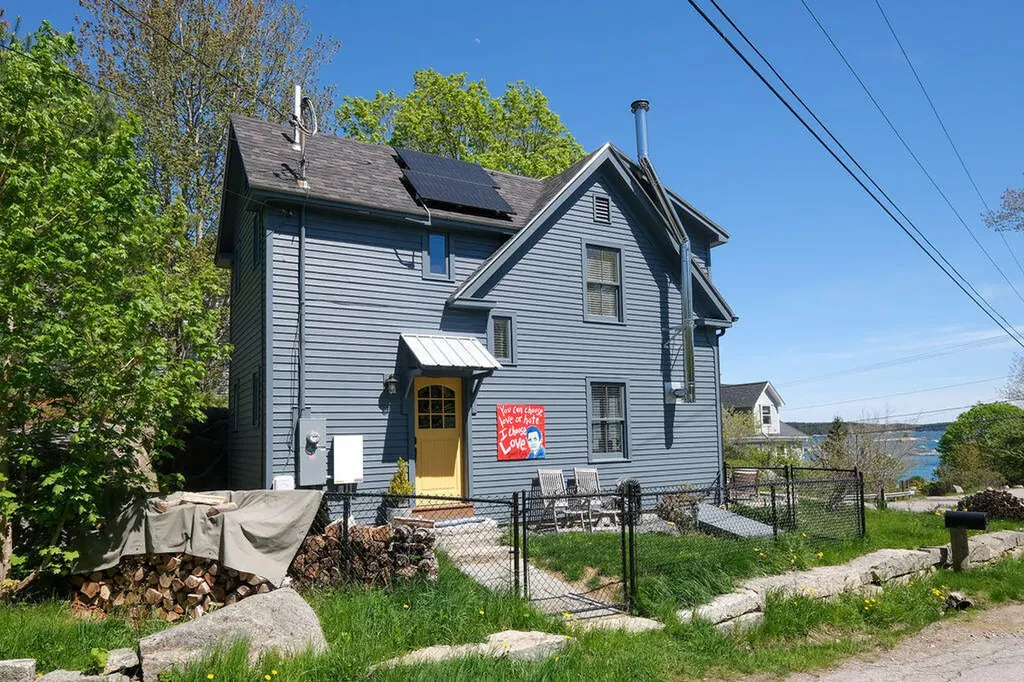 3 Old Quarry Road Stonington ME 04681