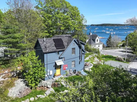 3 Old Quarry Road Stonington ME 04681