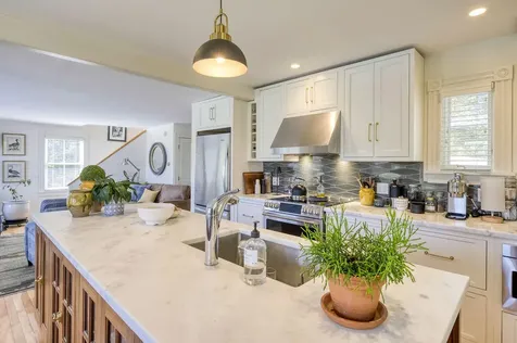 3 Old Quarry Road Stonington ME 04681