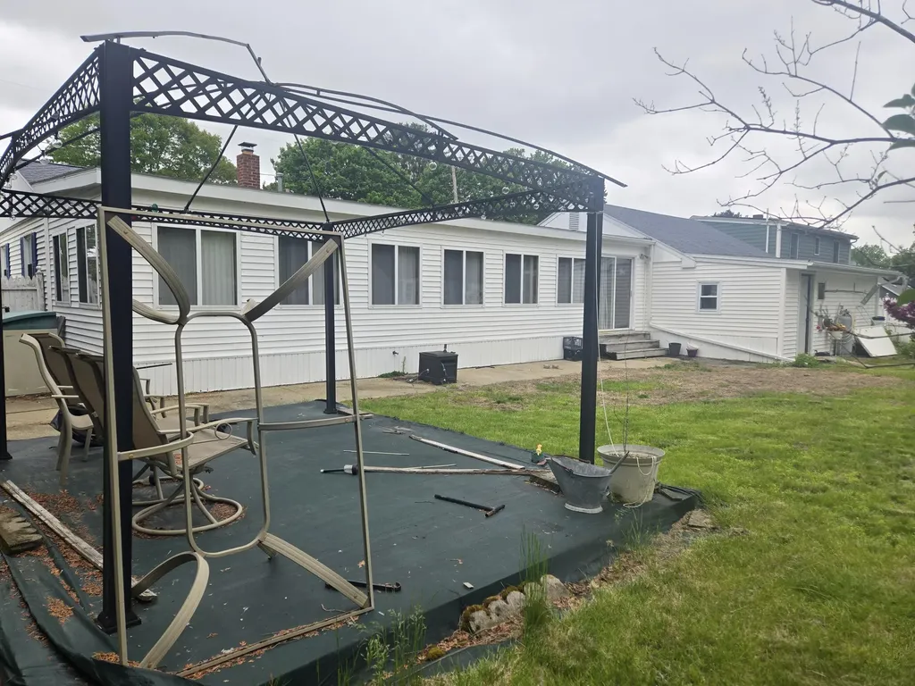 20 Nimitz Street Lewiston ME 04240