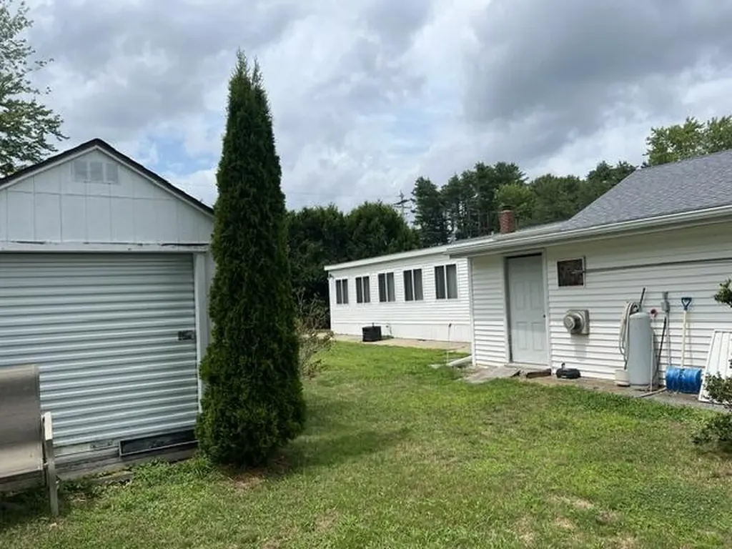 20 Nimitz Street Lewiston ME 04240