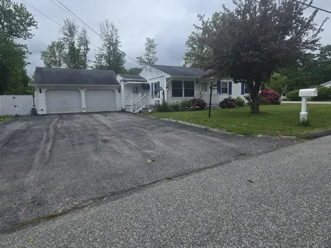 20 Nimitz Street Lewiston ME 04240