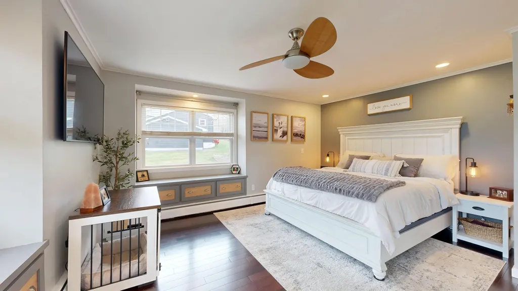 16 Robinson Gardens Lewiston ME 04240