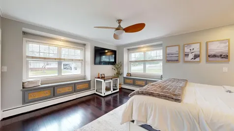 16 Robinson Gardens Lewiston ME 04240