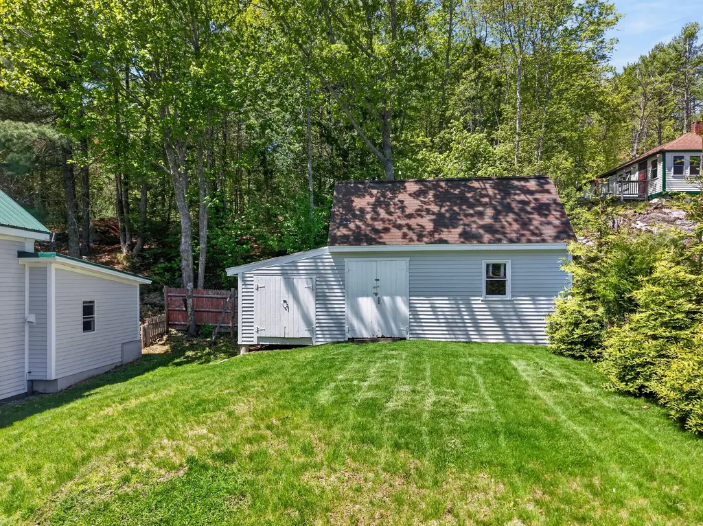 40 Knubble Road Georgetown ME 04548