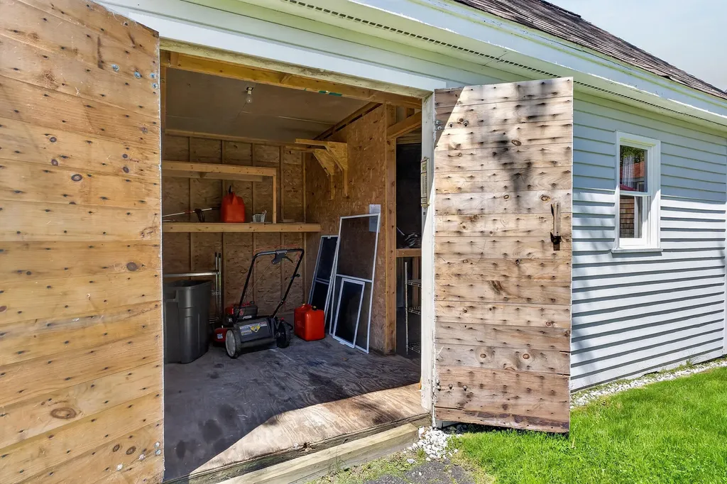 40 Knubble Road Georgetown ME 04548