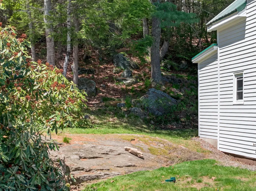 40 Knubble Road Georgetown ME 04548