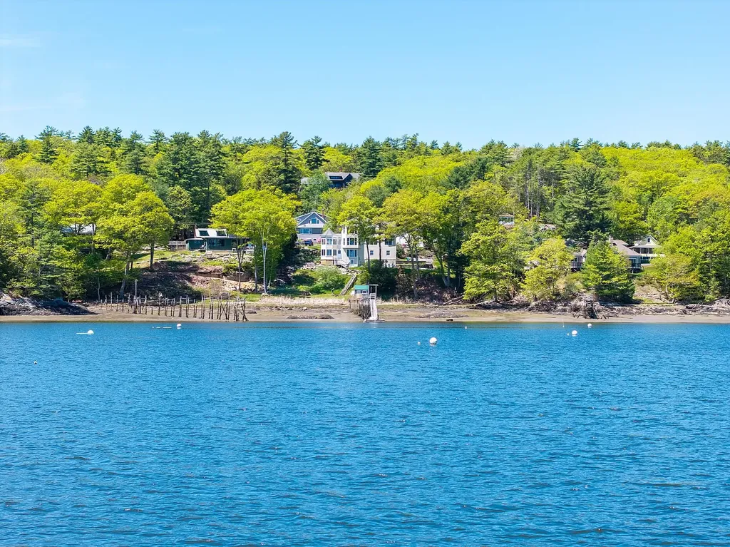 40 Knubble Road Georgetown ME 04548