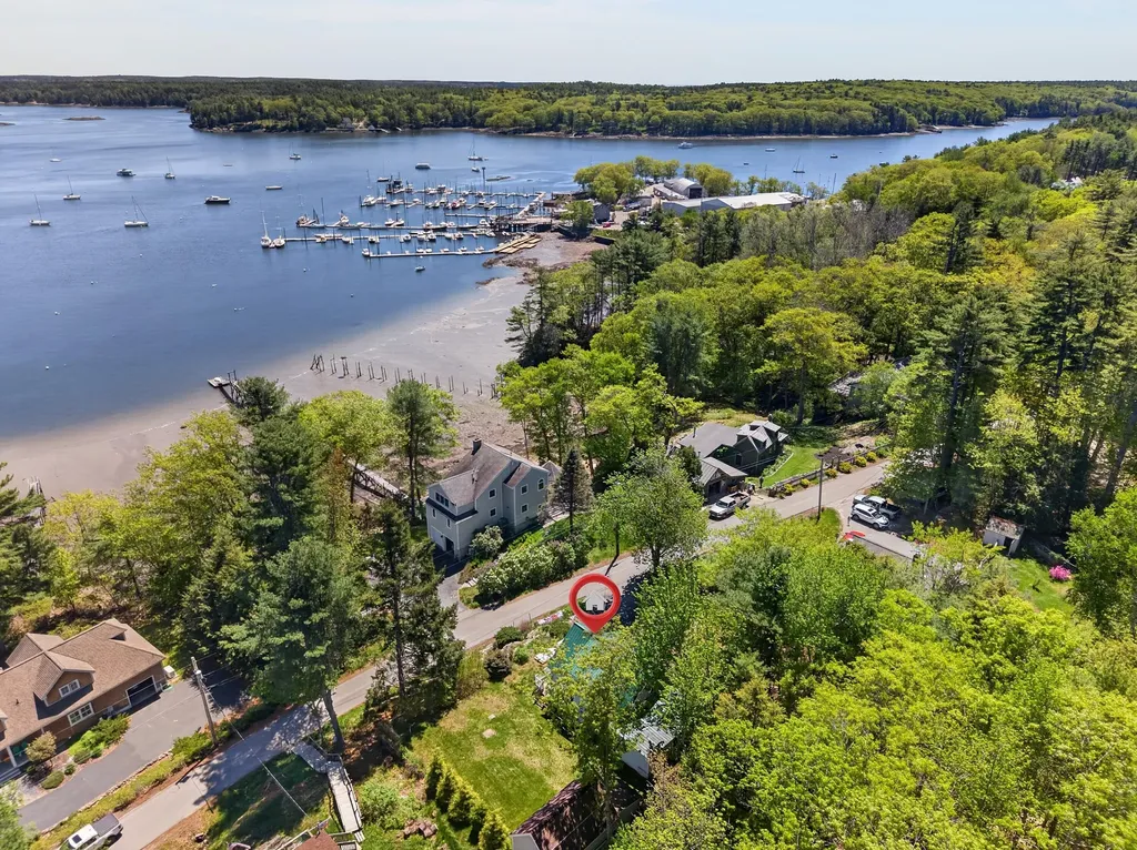 40 Knubble Road Georgetown ME 04548
