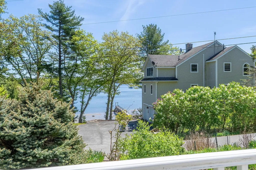 40 Knubble Road Georgetown ME 04548