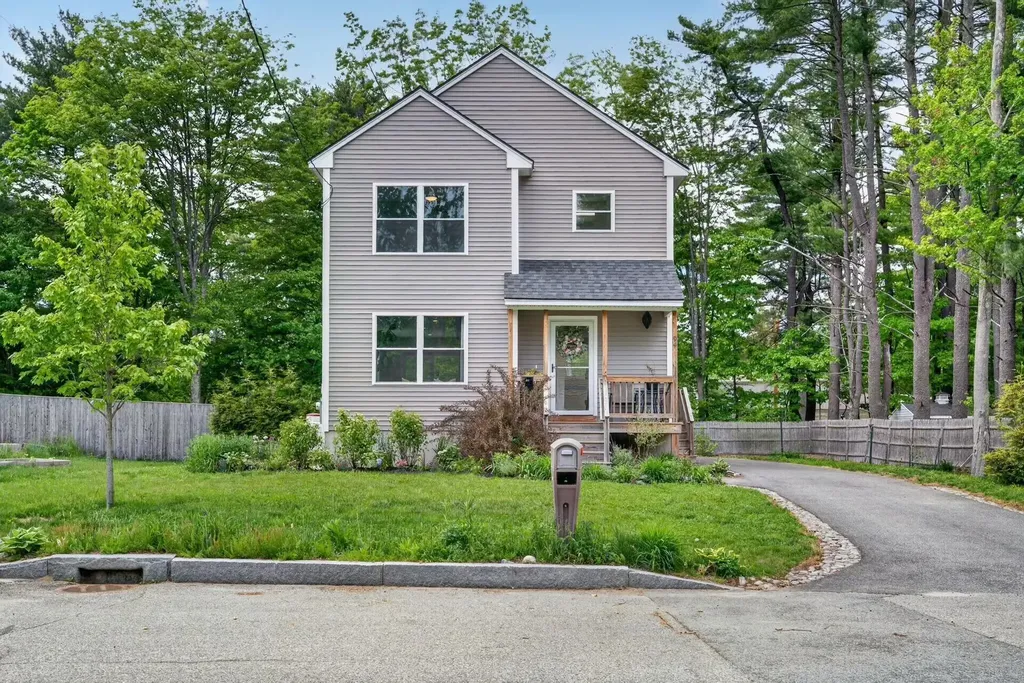 94 Tucker Avenue Portland ME 04103