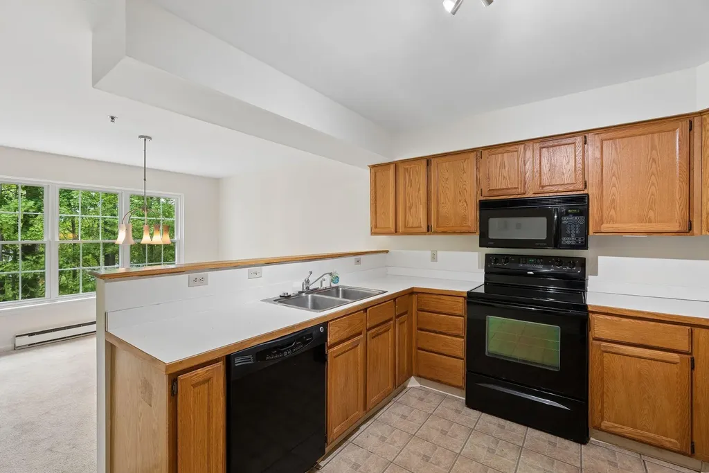 2 Schooner Ridge Road Bath ME 04530