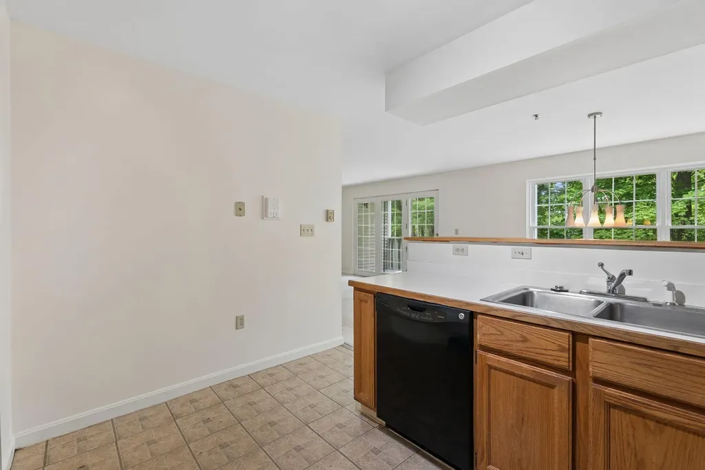2 Schooner Ridge Road Bath ME 04530