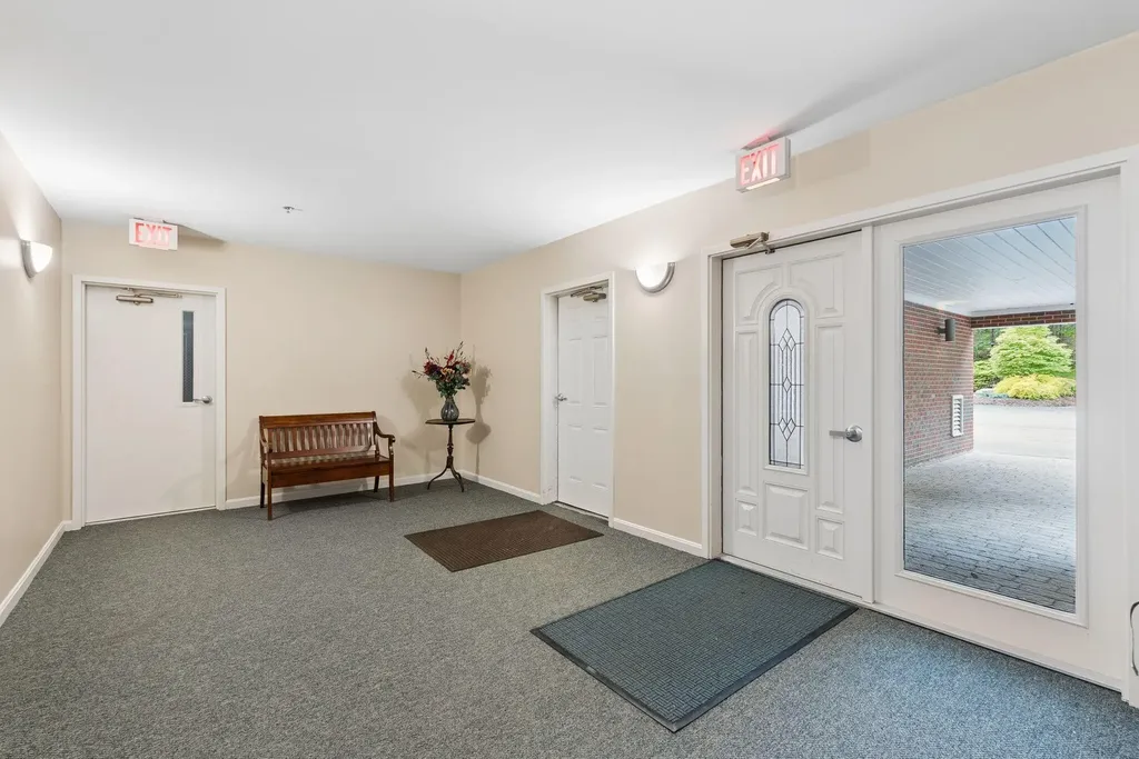 2 Schooner Ridge Road Bath ME 04530