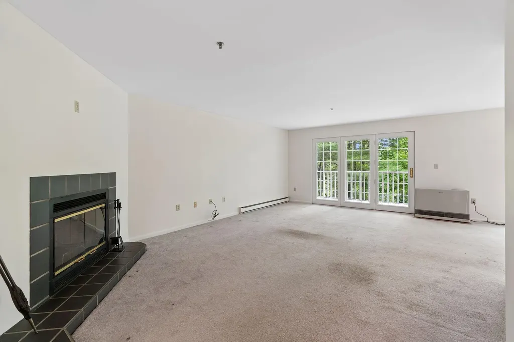 2 Schooner Ridge Road Bath ME 04530