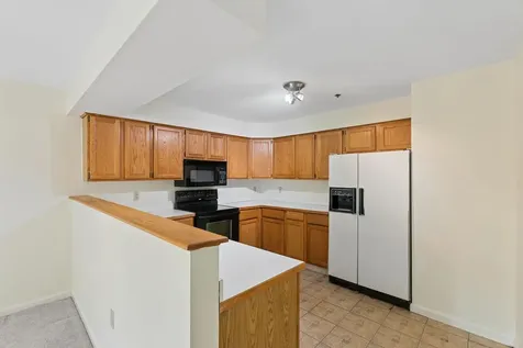 2 Schooner Ridge Road Bath ME 04530