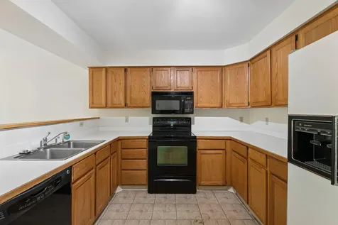 2 Schooner Ridge Road Bath ME 04530