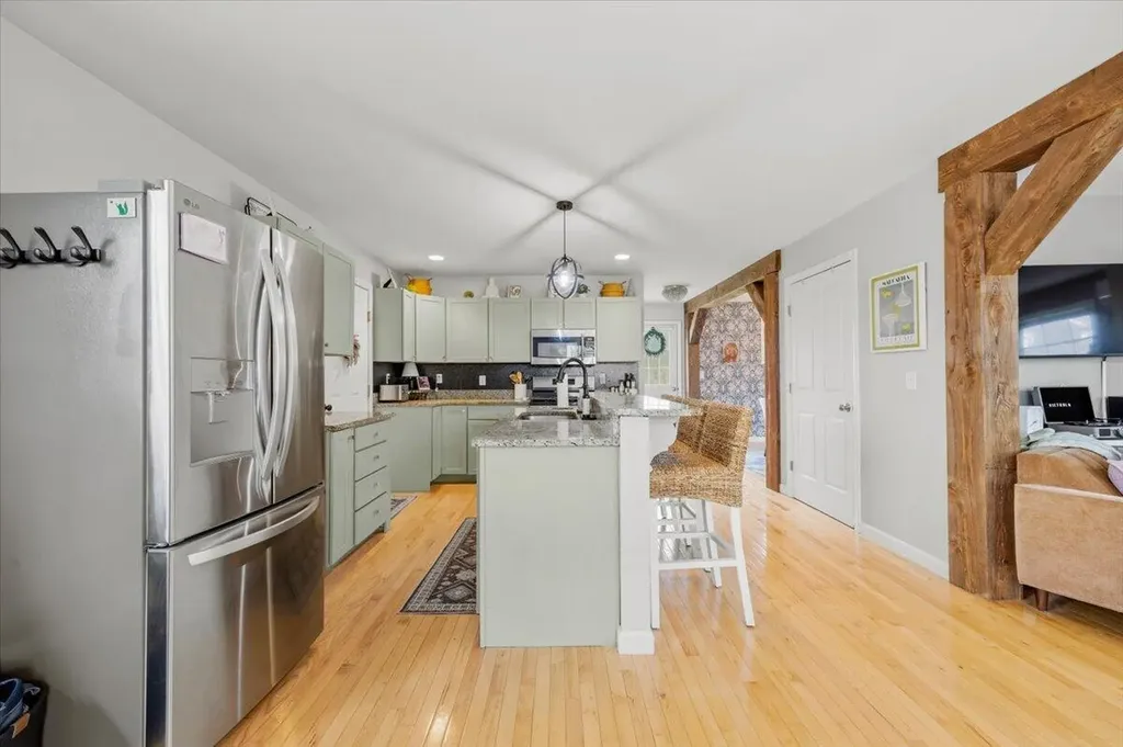 8 Fairfield Road Scarborough ME 04074