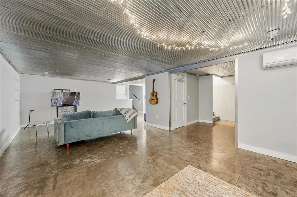 8 Fairfield Road Scarborough ME 04074