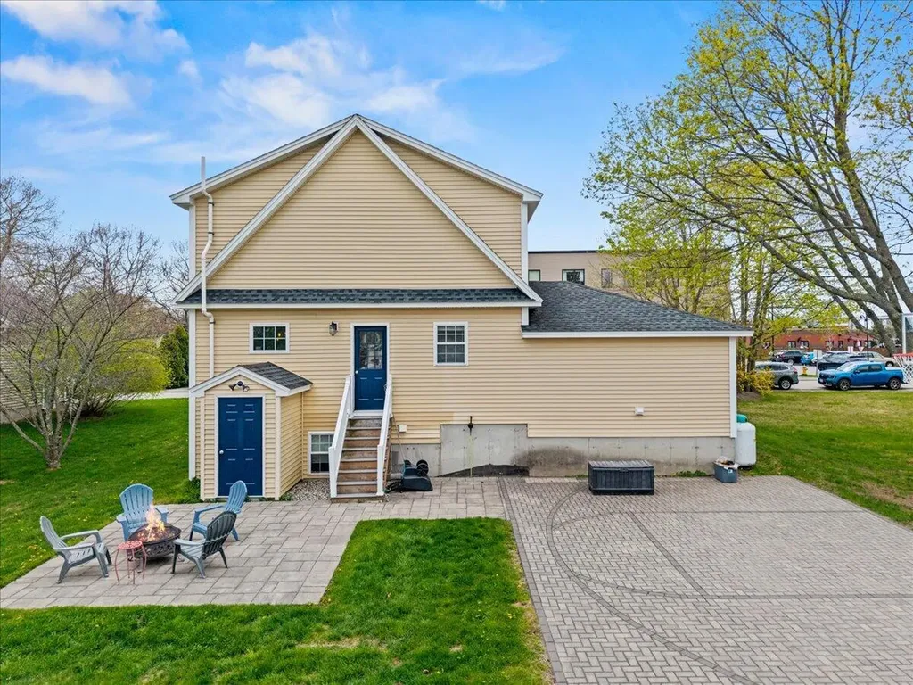 8 Fairfield Road Scarborough ME 04074