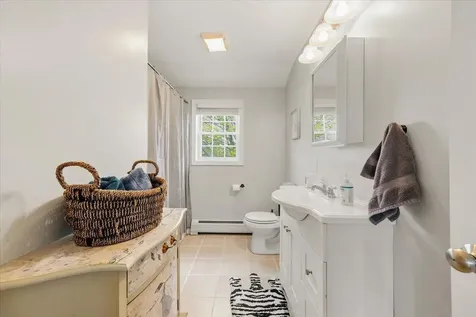 8 Fairfield Road Scarborough ME 04074
