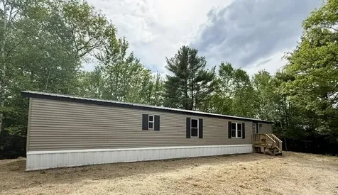 86 Reservoir Road Paris ME 04281