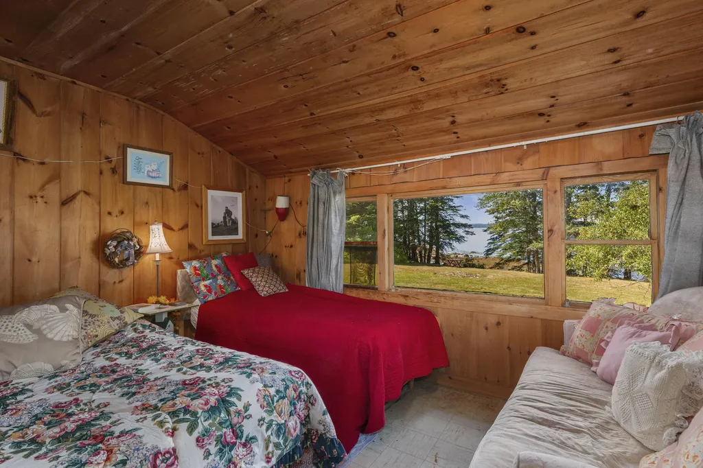 1446 Meadow Pond Road Islesboro ME 04848
