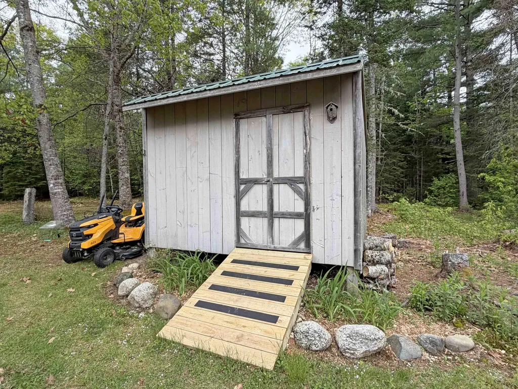 292 Pyle Road Mariaville ME 04605