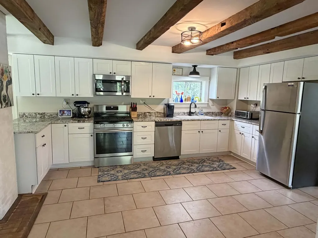 292 Pyle Road Mariaville ME 04605