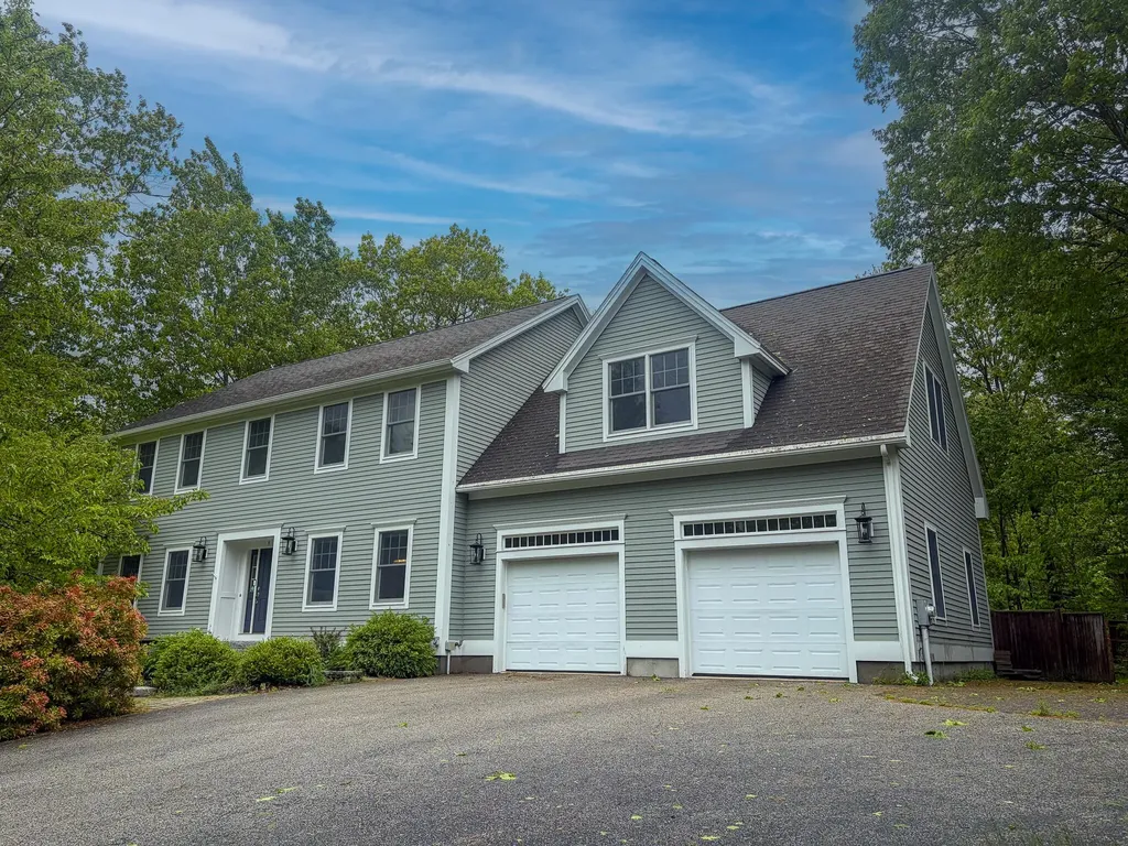 1 Chesterwood Road Cape Elizabeth ME 04107