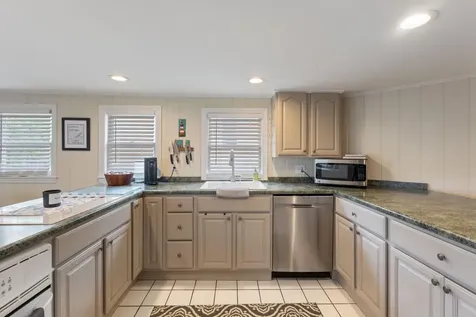 16 Cumberland Avenue Portland ME 04101