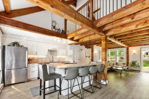801 Us Route 1 York ME 03909