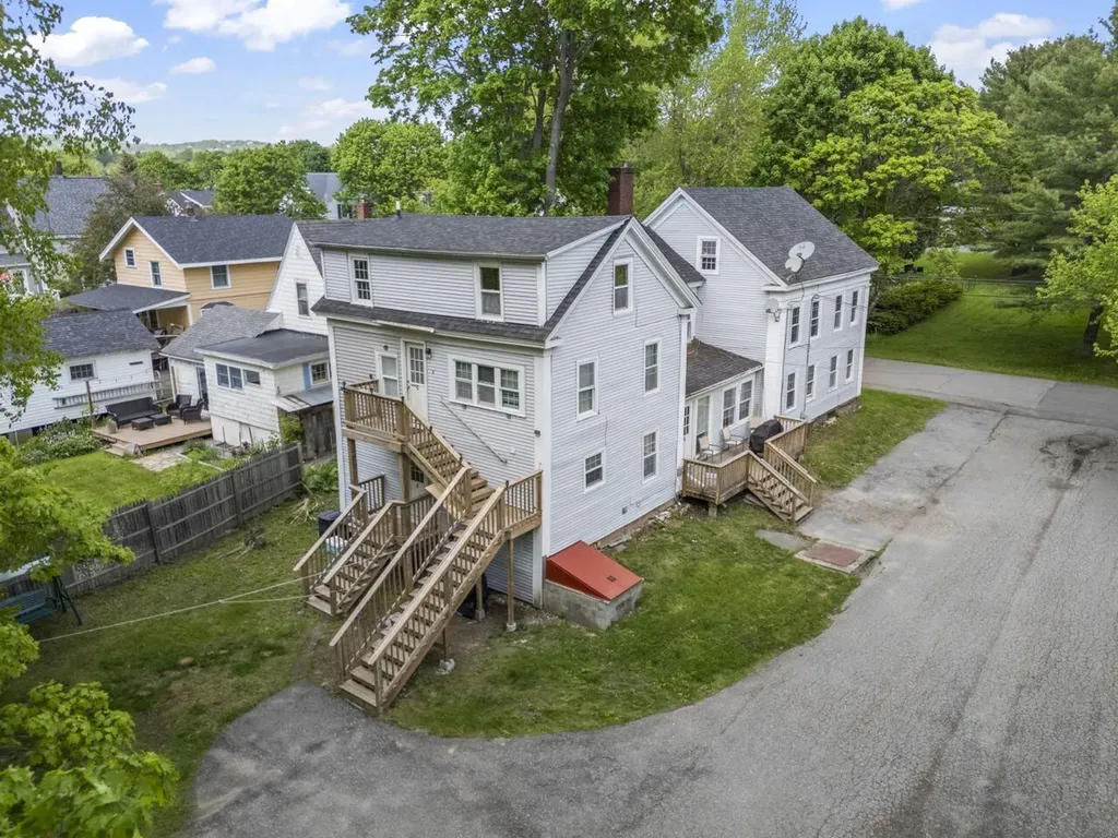 30 Chestnut Street Rockland ME 04841