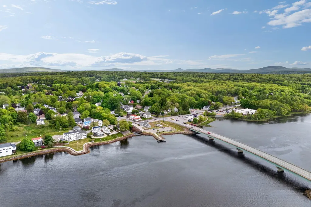 3 Main Street Bucksport ME 04416