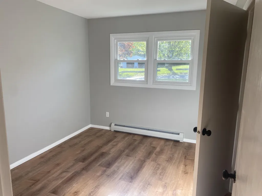 40 Lakeview Drive Oakland ME 04963