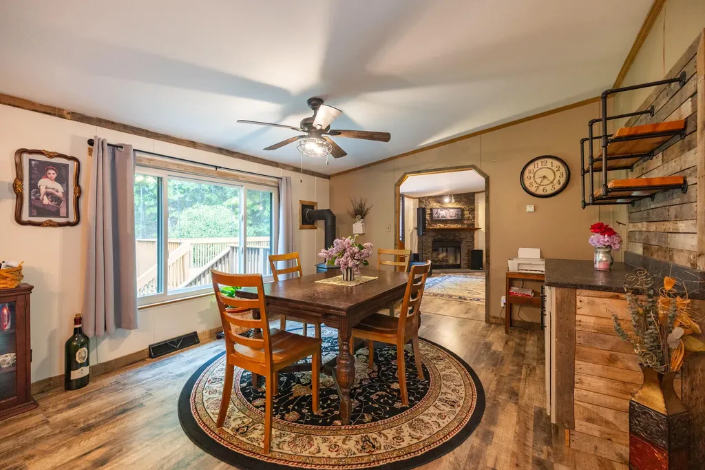 71 Kyle Lane Auburn ME 04210