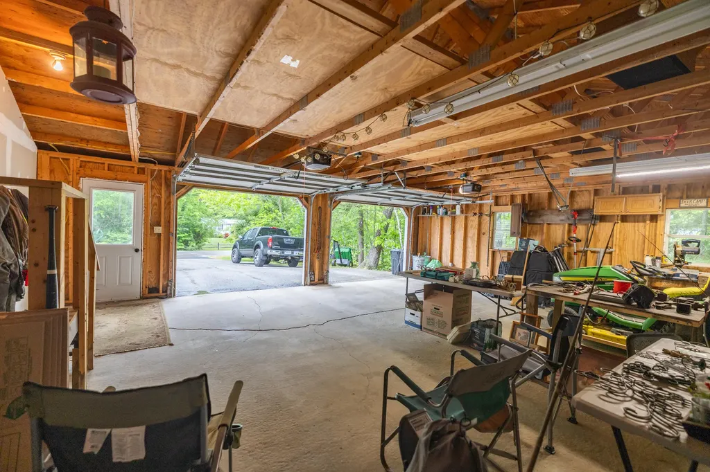71 Kyle Lane Auburn ME 04210