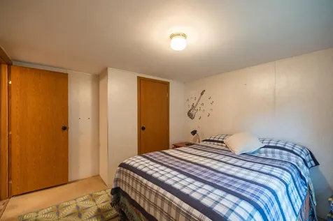 71 Kyle Lane Auburn ME 04210