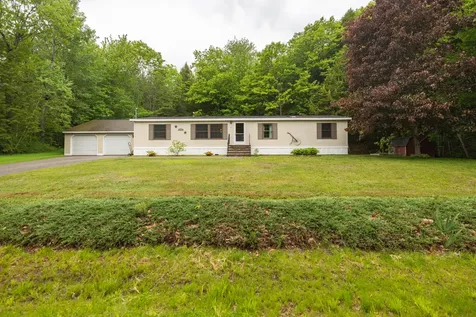 71 Kyle Lane Auburn ME 04210
