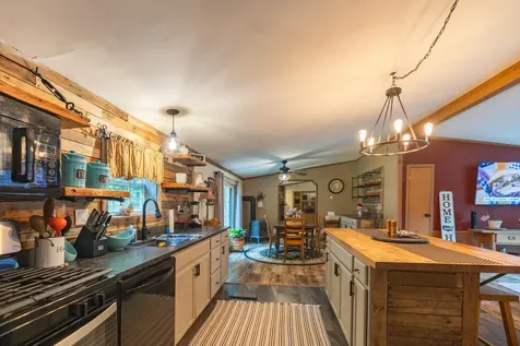 71 Kyle Lane Auburn ME 04210