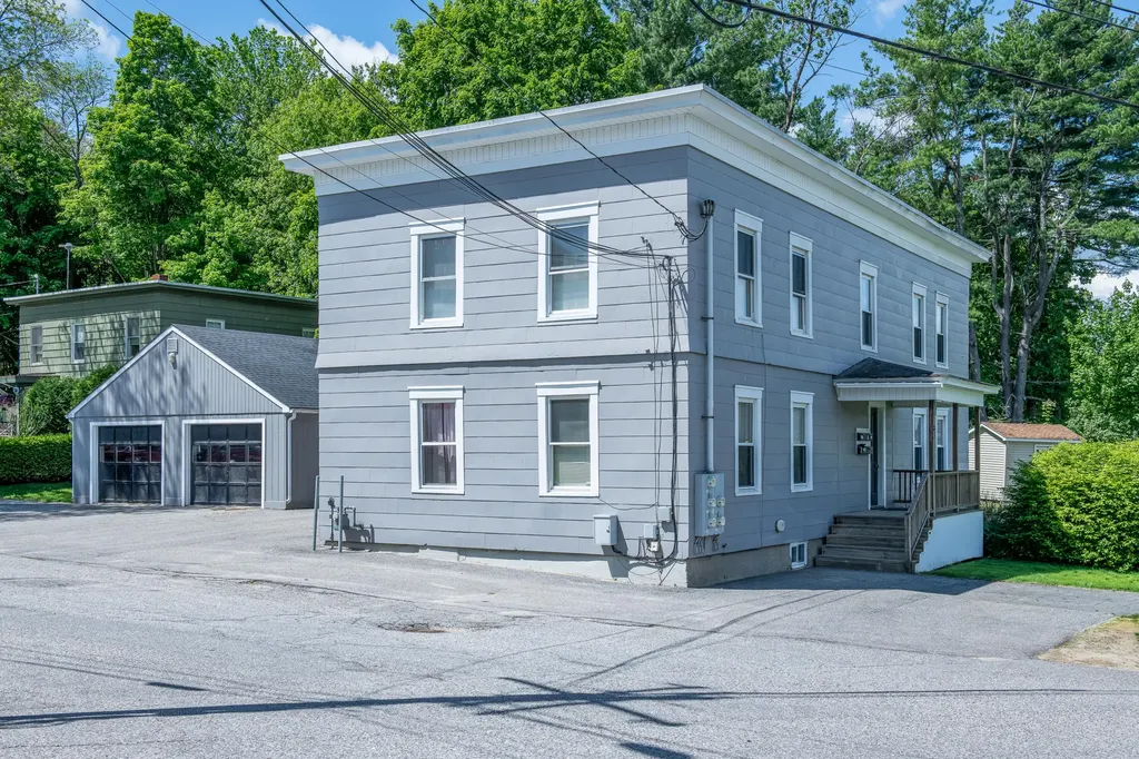 31 Boston Avenue Lewiston ME 04240