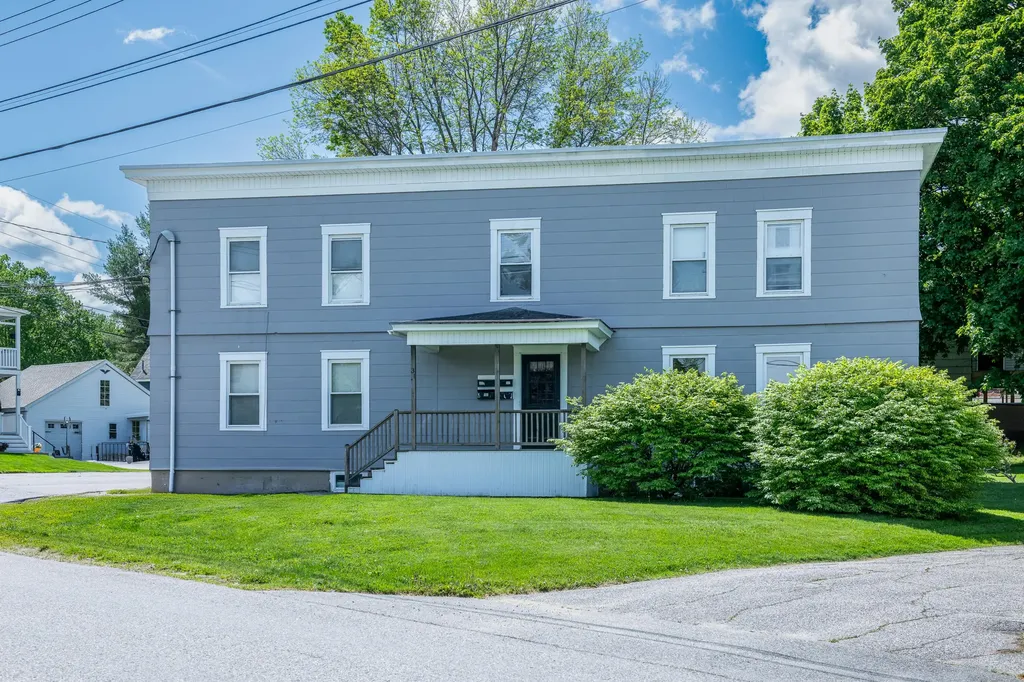 31 Boston Avenue Lewiston ME 04240