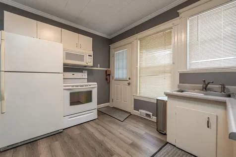 31 Boston Avenue Lewiston ME 04240